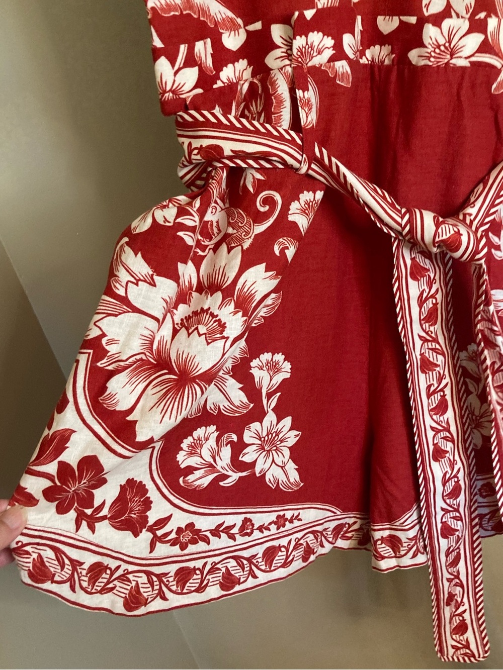 NEW FARM Rio Red Guanacaste Belted Euroflax™ Romper Tropical Floral Linen Size L - Picture 9 of 15
